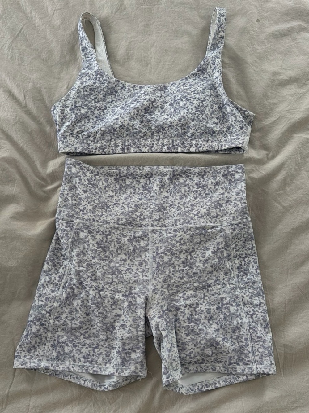 Vuori Floral-Print Scoop Sports Bra & High-Waist Bike Shorts Set